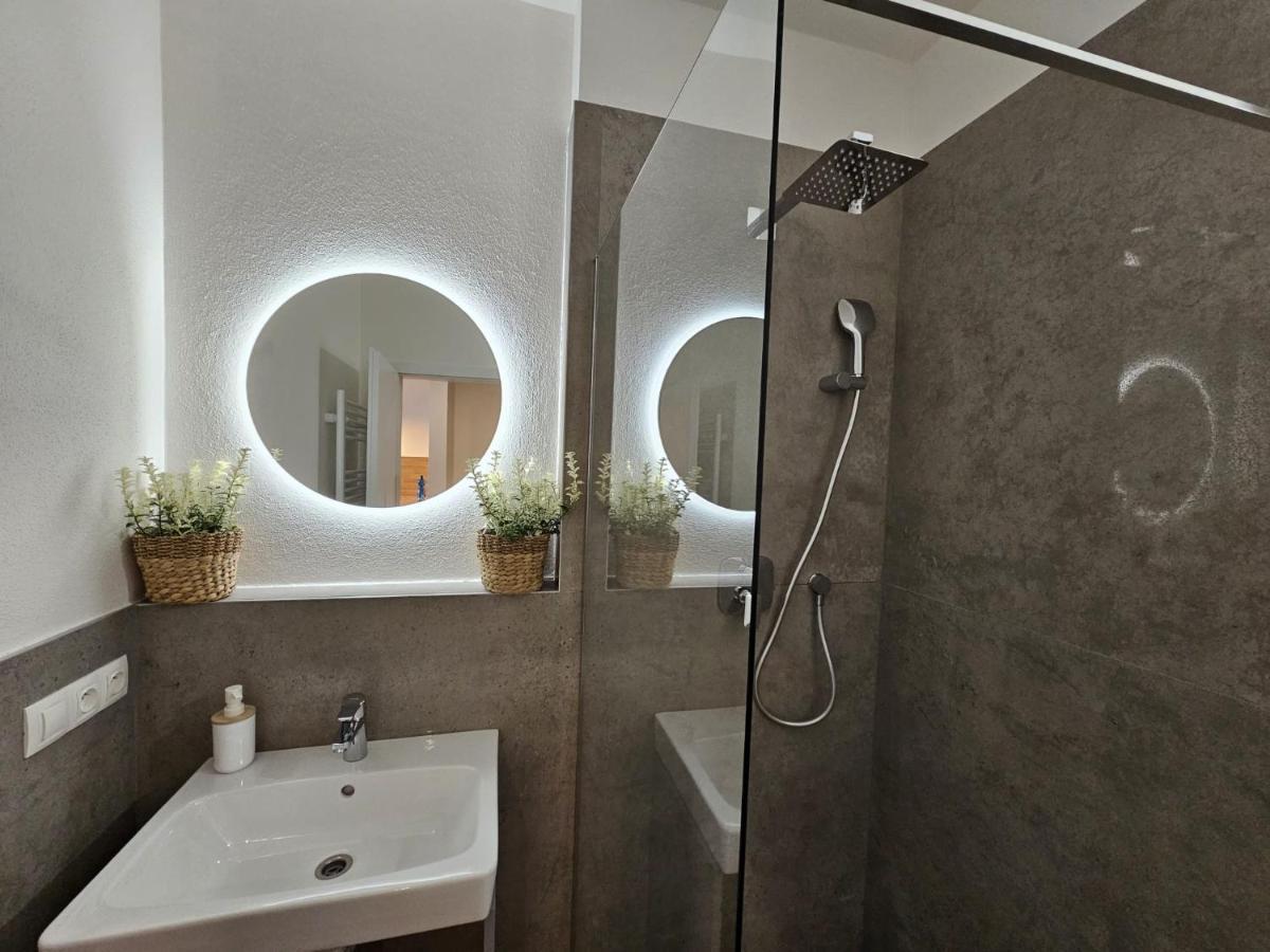 2 Room Apartment, New Building, Bosakova Street, 29 Братислава Екстериор снимка