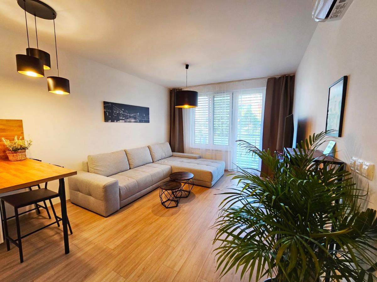 2 Room Apartment, New Building, Bosakova Street, 29 Братислава Екстериор снимка