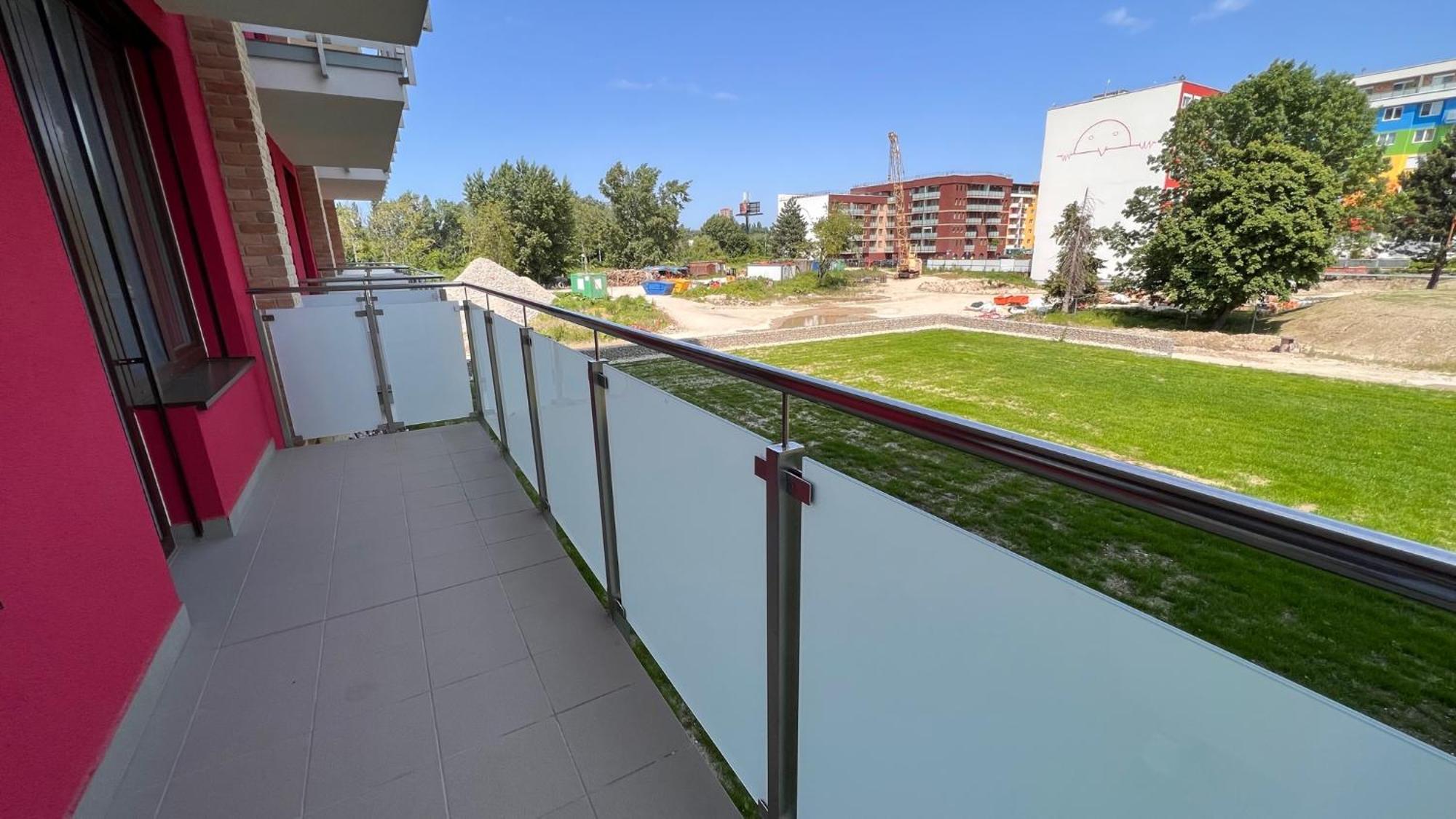 2 Room Apartment, New Building, Bosakova Street, 29 Братислава Екстериор снимка
